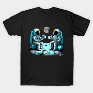 Astronauts drinking coffee in space T-Shirt